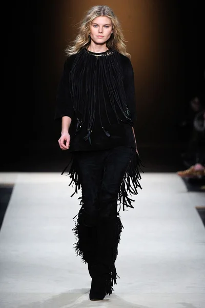 Look 41